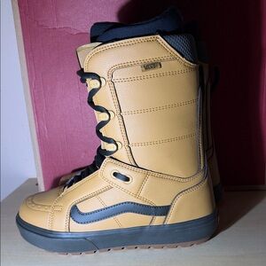Vans Tan and Black Snowboard Boots